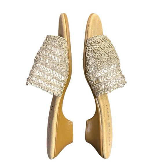 Women’s Karen Scott Gold Slide Sandals with Woven Upper - Size 8.5 - NWOT - Picture 5 of 8